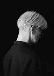《Last Days 坂本龍一 最期 日》：绝症下的生命挽歌，这《家庭温情》催泪到没朋友！